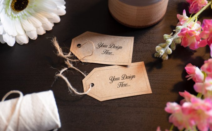 一款高端吊牌纸标签样机PSD素材